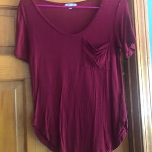 Dark red pocket tee XS